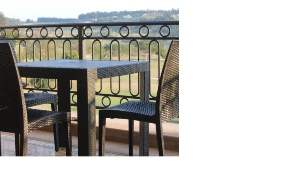 MESA AJA RATTAN QUADRADA MARROM 80X80